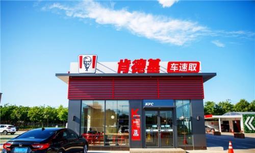 单枪日充电量超600度 开在油站里的充电站为何大受欢迎