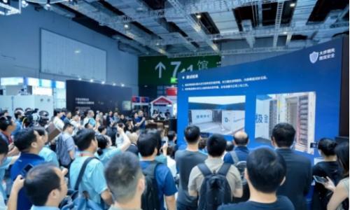 直击SNEC|全球首次开门燃烧试验成功,海辰储能用极限测试定义储能安全新标杆